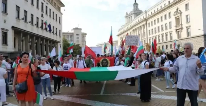 Bulgaristan’da euroya geçiş kararı protesto edildi